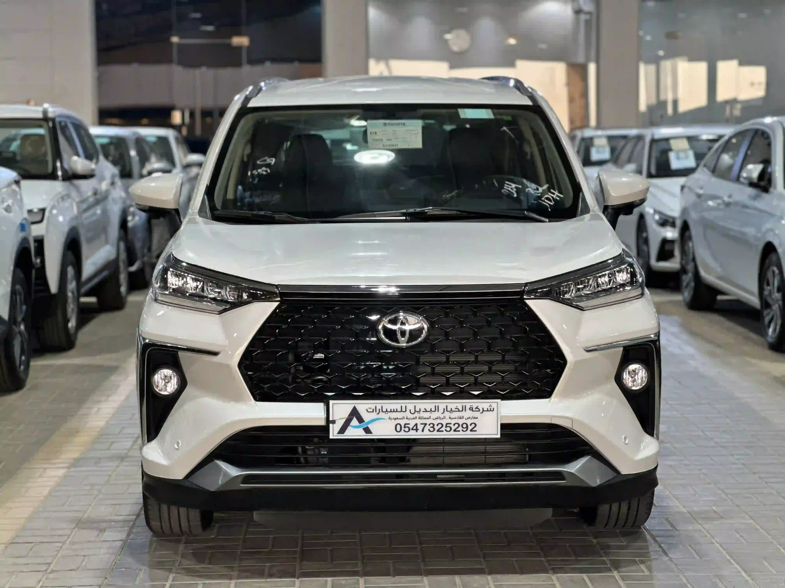 تصميم تويوتا فيلوز جي ال اكس 2025