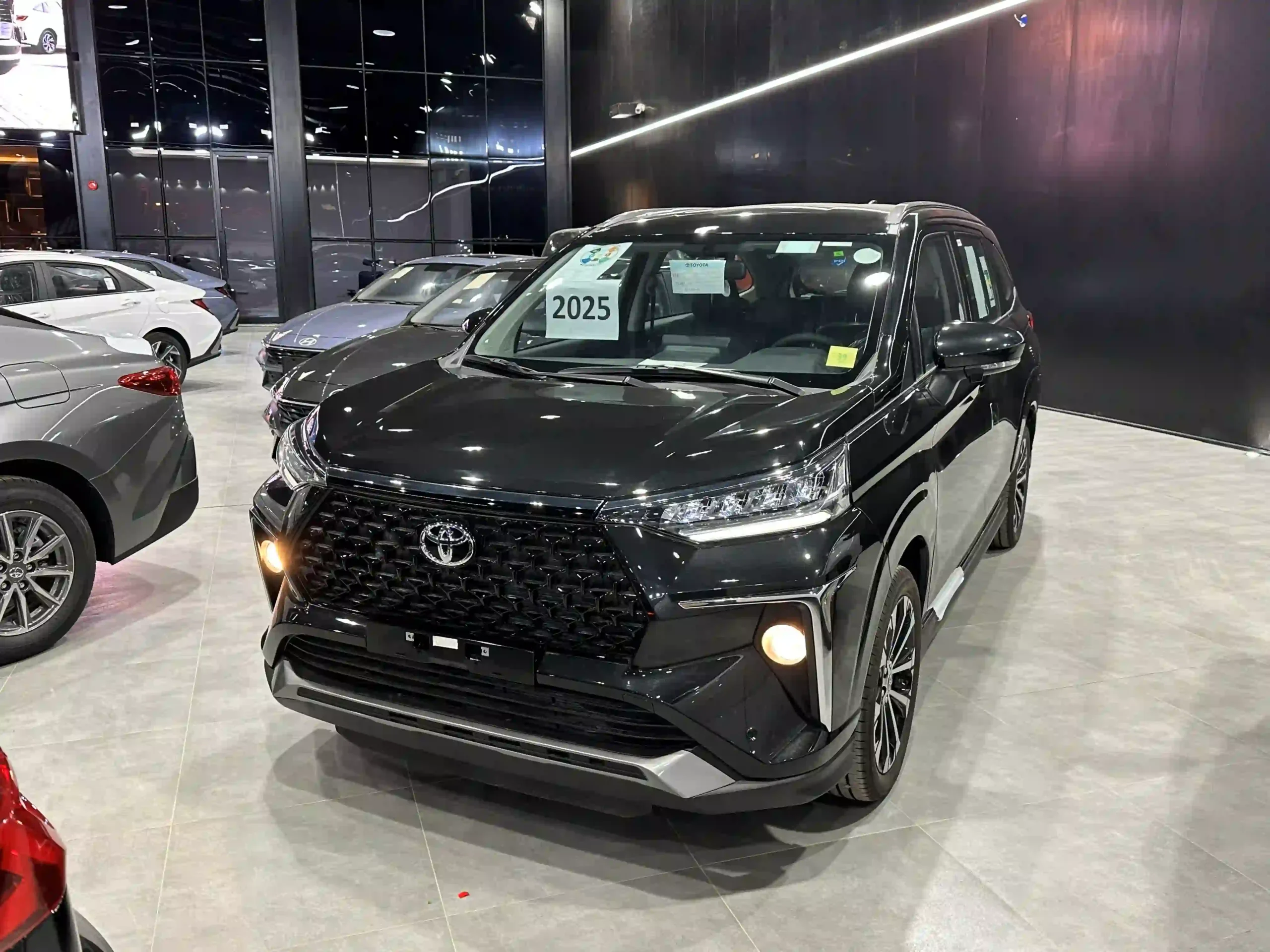 Toyota Veloz GLX 2025