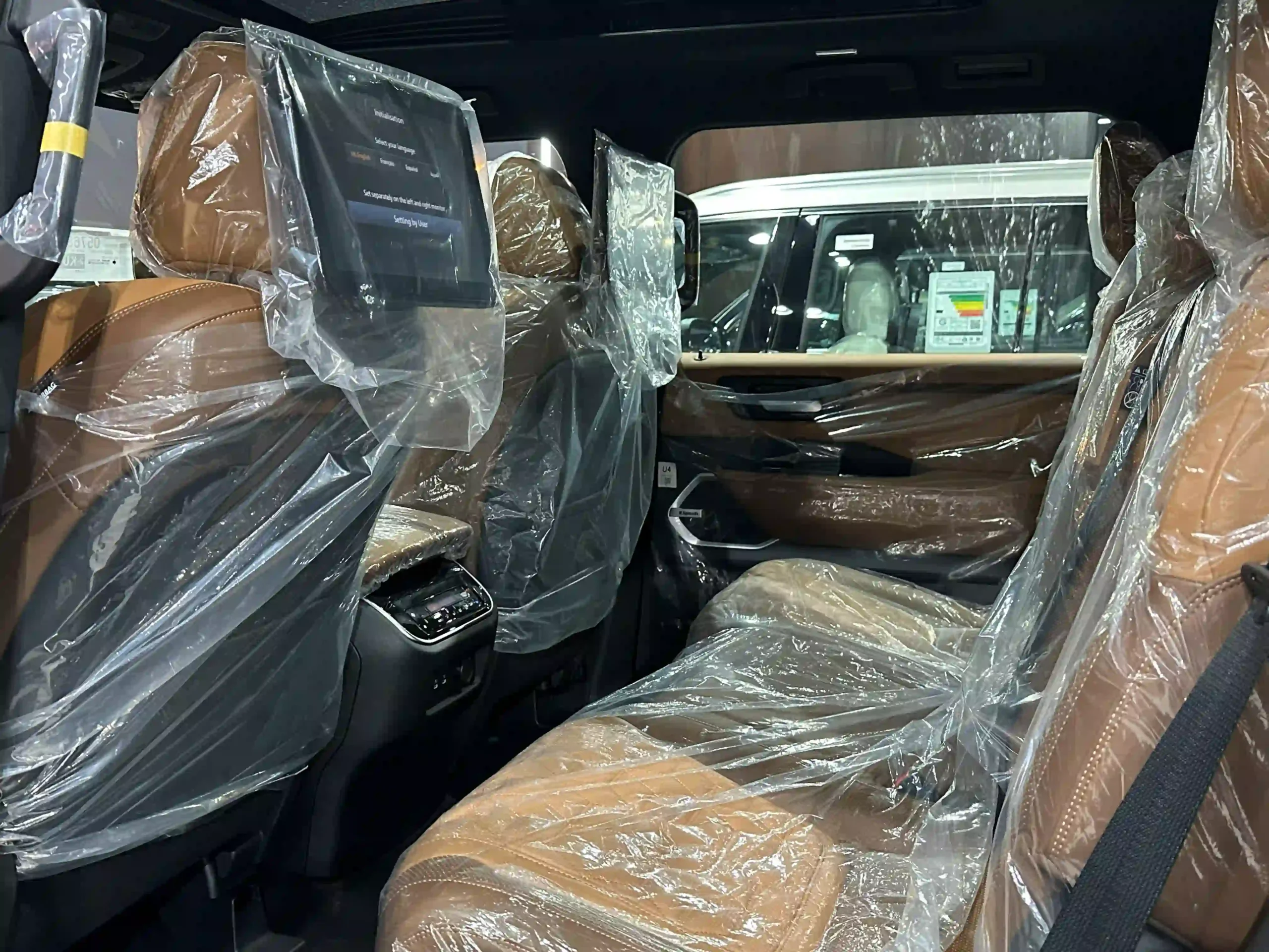 فرش جلد فاخر في نيسان باترول بلاتينيوم سيتي 2025