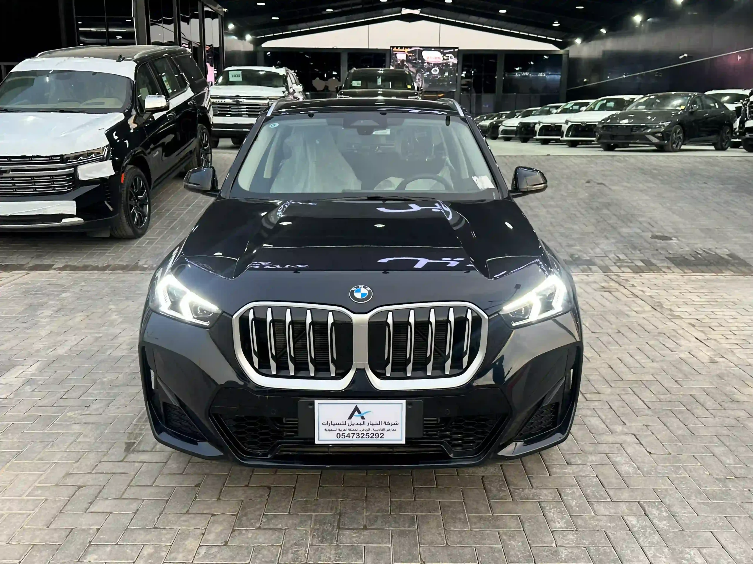 مواصفات بي ام دبليو X1 2025 في السعودية