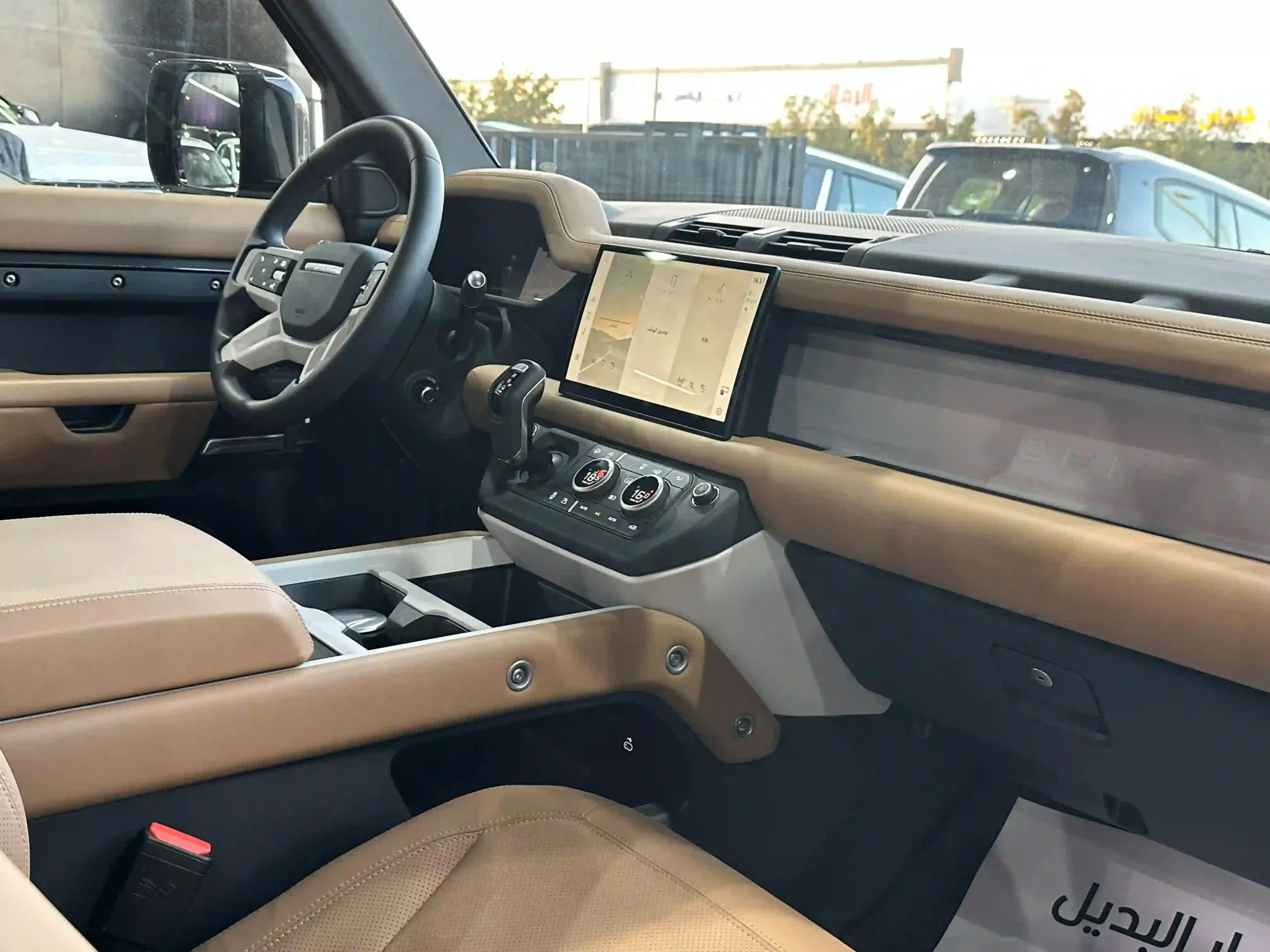 لاند روفر ديفندر 90 S 2025 السعودية